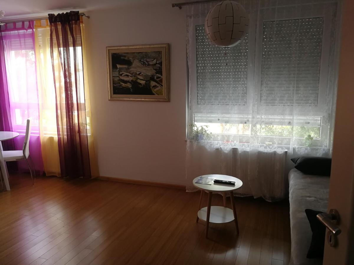 Iver Apartman Apartment Сесвете Екстериор снимка