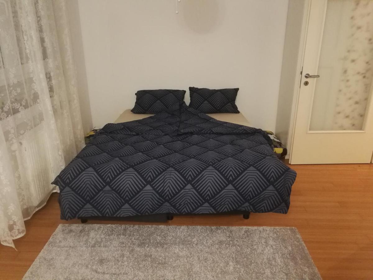 Iver Apartman Apartment Сесвете Екстериор снимка